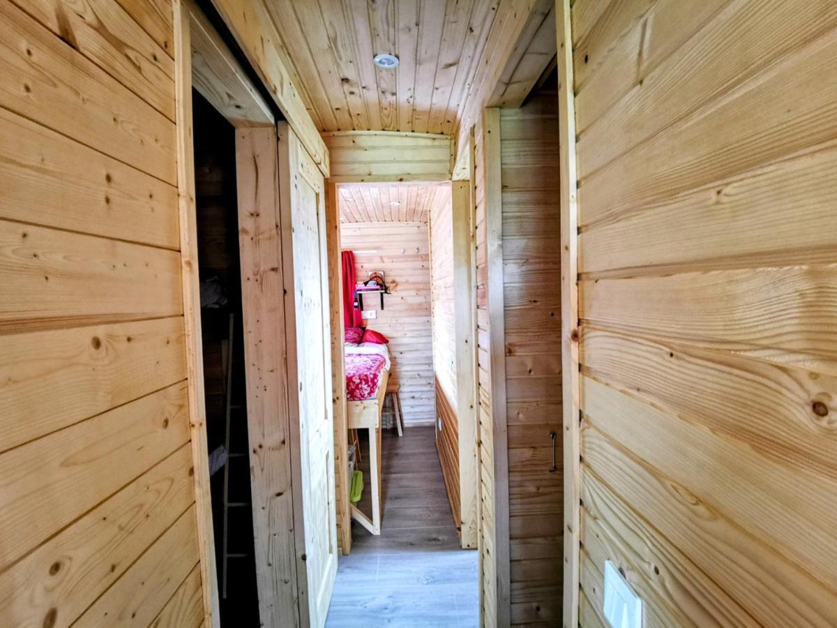 Maison d'hôtes La Roulotte Du Cagire - 4 Pers - Pyrenees à Villeneuve-de-Rivière Extérieur photo