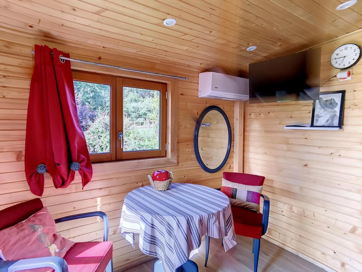 Maison d'hôtes La Roulotte Du Cagire - 4 Pers - Pyrenees à Villeneuve-de-Rivière Extérieur photo